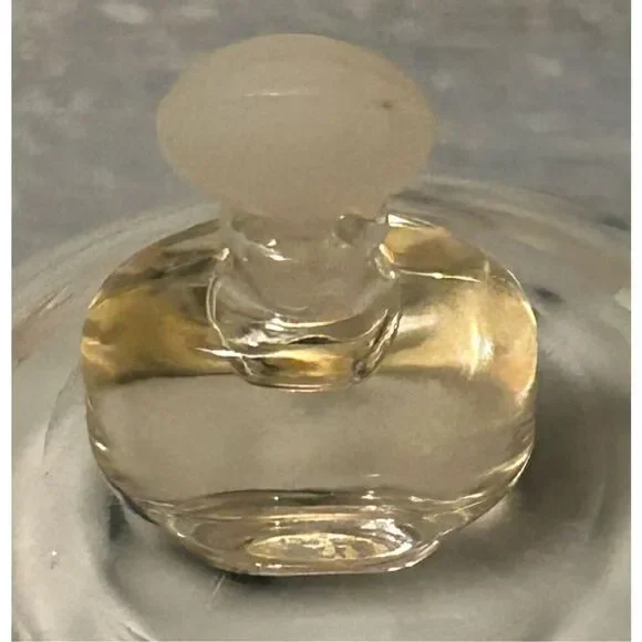 Avon Soft Musk Miniature Perfume - Picture 1 of 1